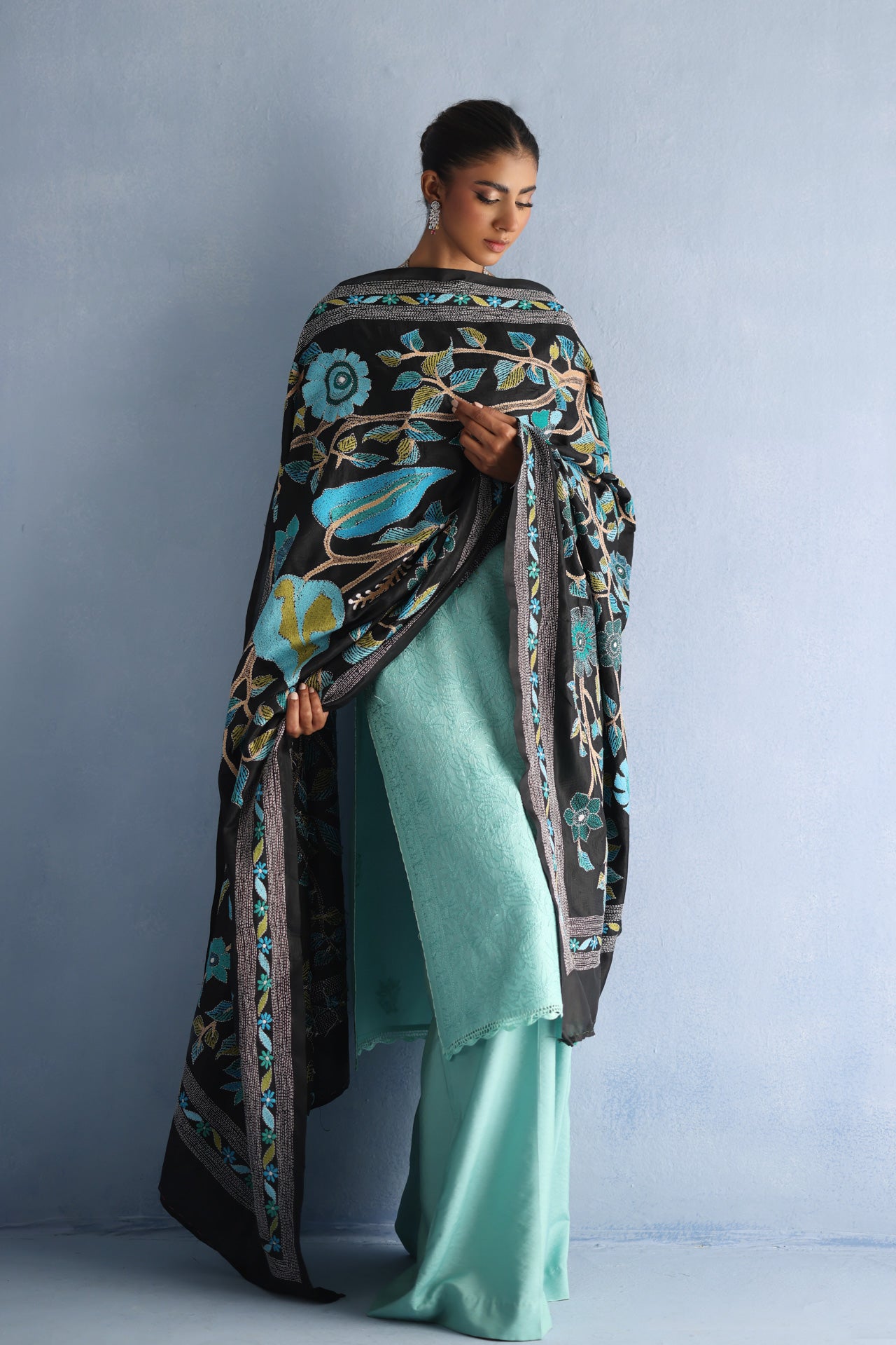 Black and Blue Tree Of Life Kantha Dupatta