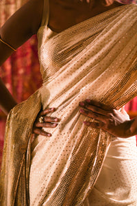 Laakh Daana Mukesh Saree