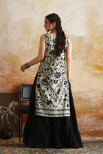 Load image into Gallery viewer, Beige &amp; Black Tree of Life Kantha Shirt &amp; Lehenga
