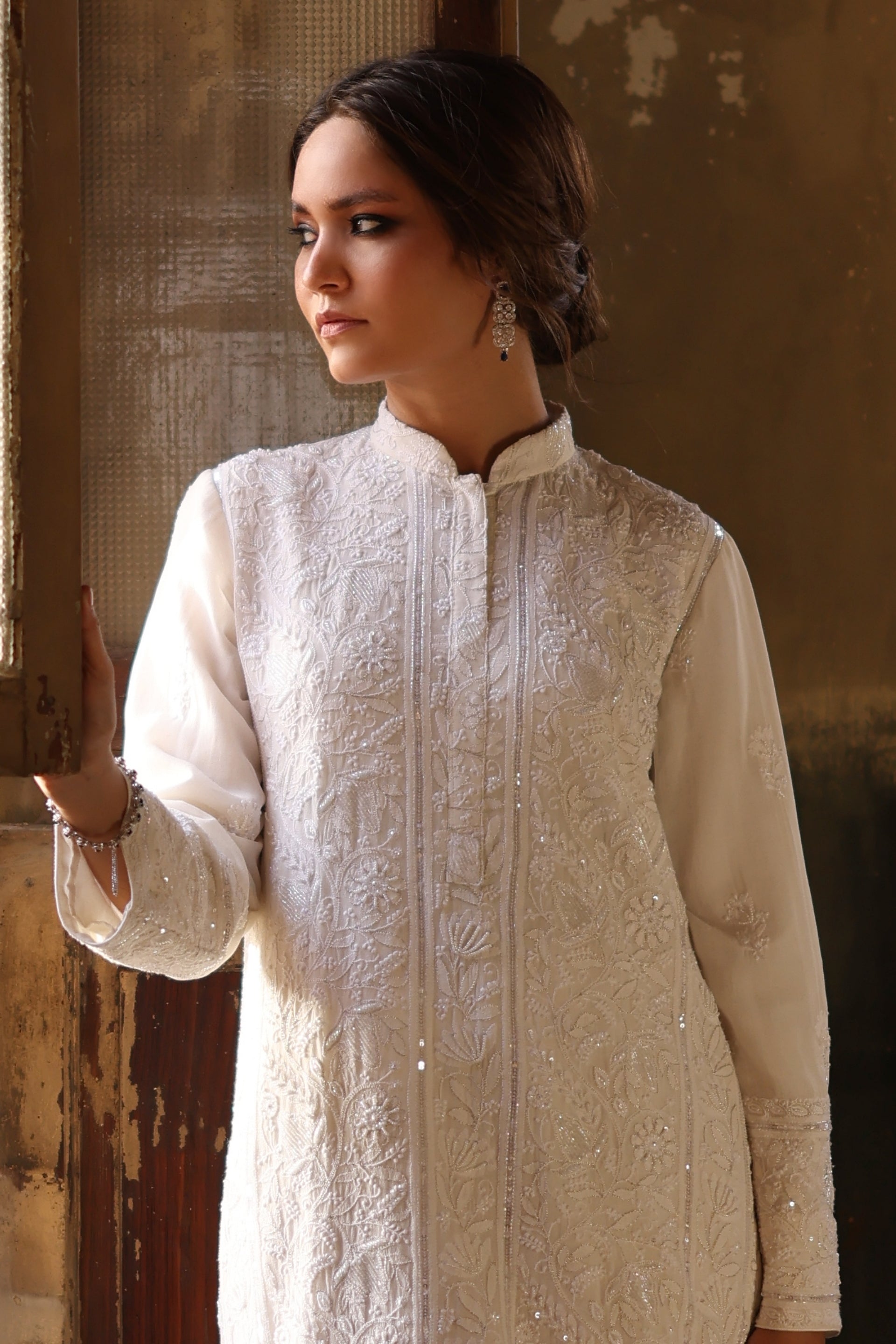 Aafrinish By Niazi Fahmeen Ansari Rizwan Ul Haq White Chikankari Shirt with Dupatta and Izaar Intricate micro sequins beagle beads zari Old Havelli Pakistan Fashion