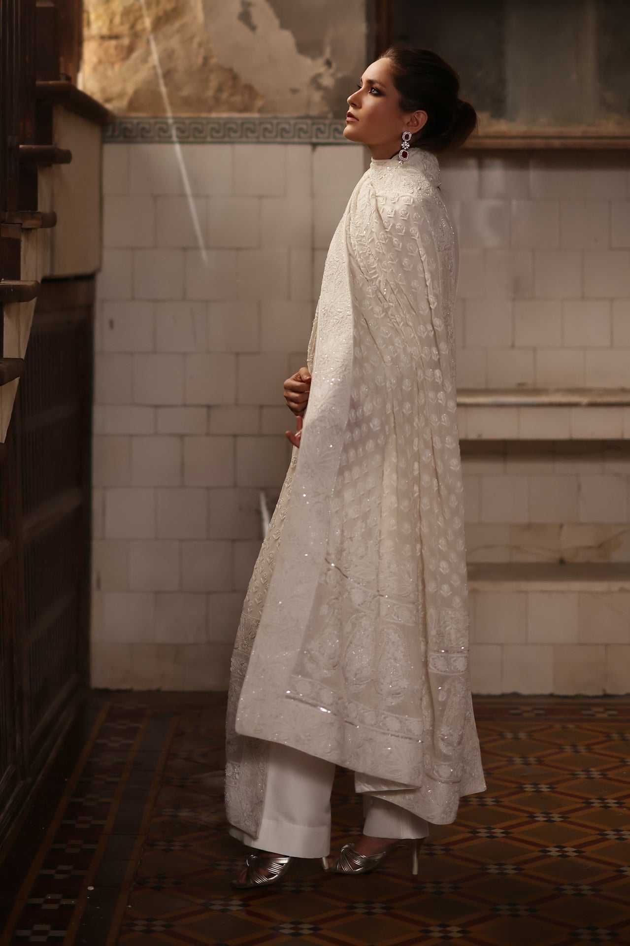 White Chikankari Chadar, Raw Silk Kameez and Izaar