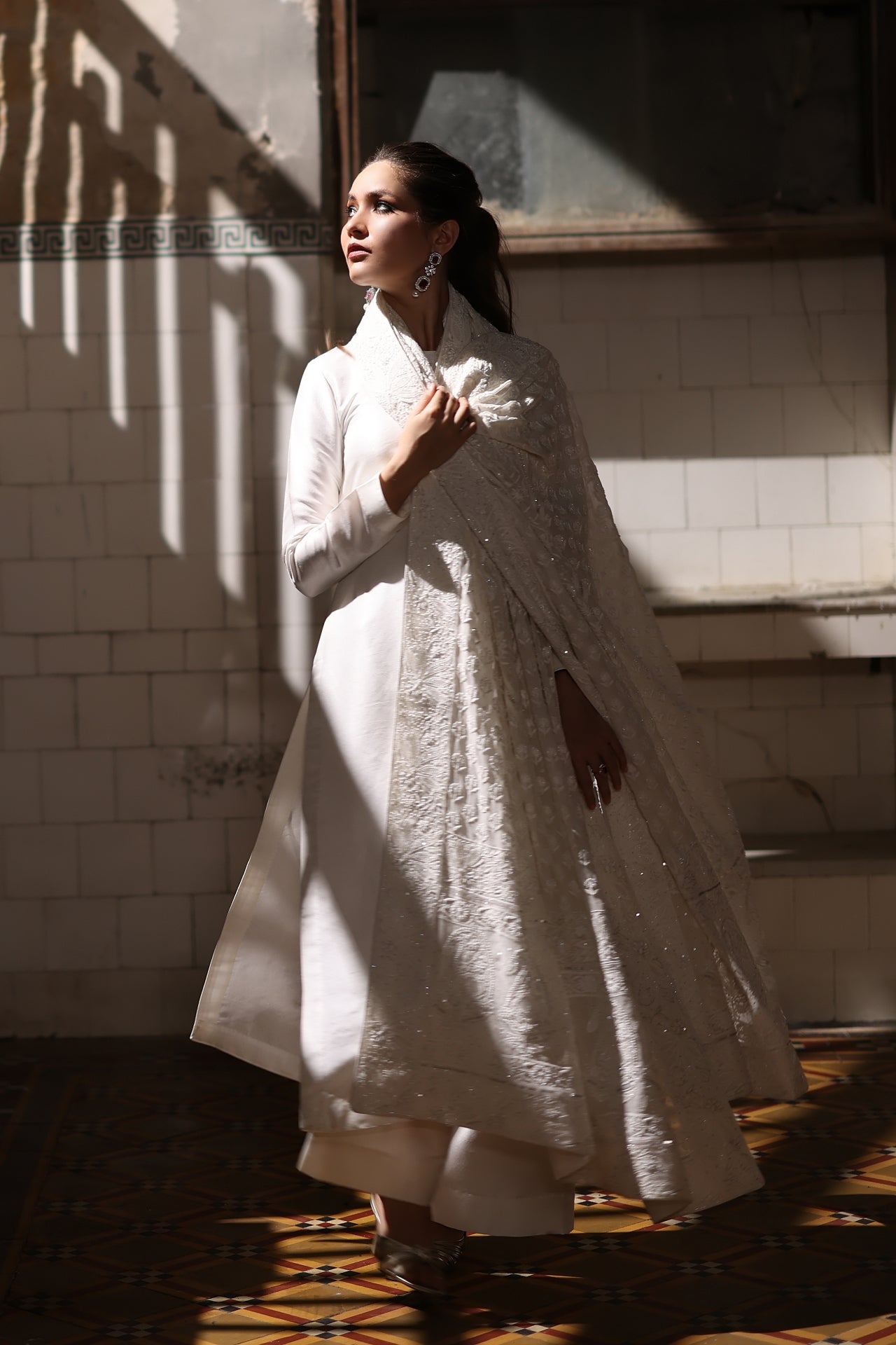 White Chikankari Chadar, Raw Silk Kameez and Izaar