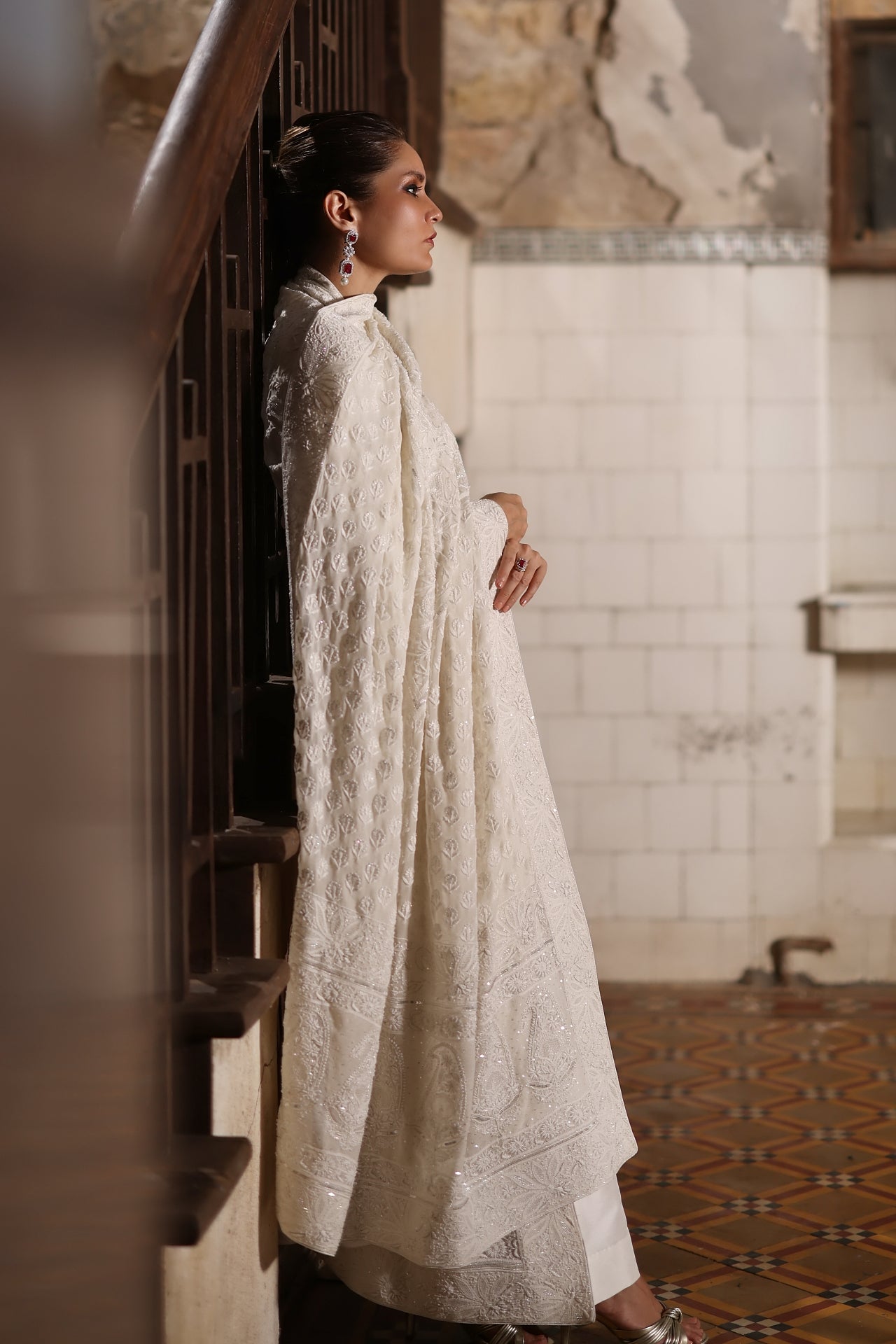 White Chikankari Chadar, Raw Silk Kameez and Izaar