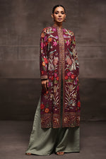 Load image into Gallery viewer, Aafrinish By Niazi Rabita Ali Rizwan Ul Haq Plum Kashidakari Jacket this jacket depicts blooming gardens with feminine florals and delicate birds Pakistan Fashion
