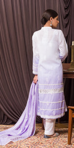 Load image into Gallery viewer, Aafrinish by Niazi Amal Abedi Shaded Airy Lavender Chikankari Kurta Nadir Toosy
