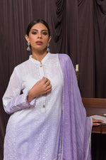 Load image into Gallery viewer, Aafrinish by Niazi Amal Abedi Shaded Airy Lavender Chikankari Kurta Nadir Toosy
