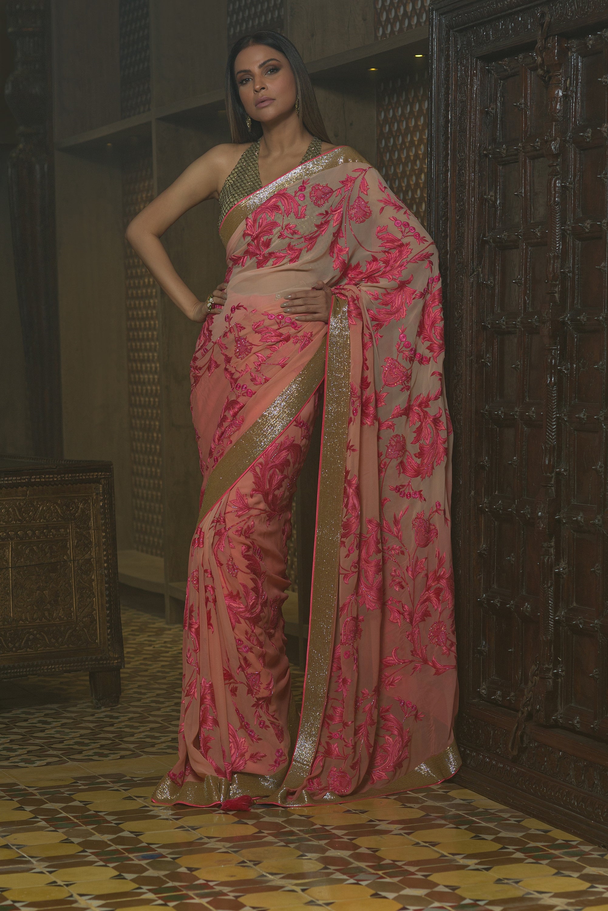 Aafrinish By Niazi Fouzia Aman Pink hand embroidered Kashida Kari Saree Old Havelli 