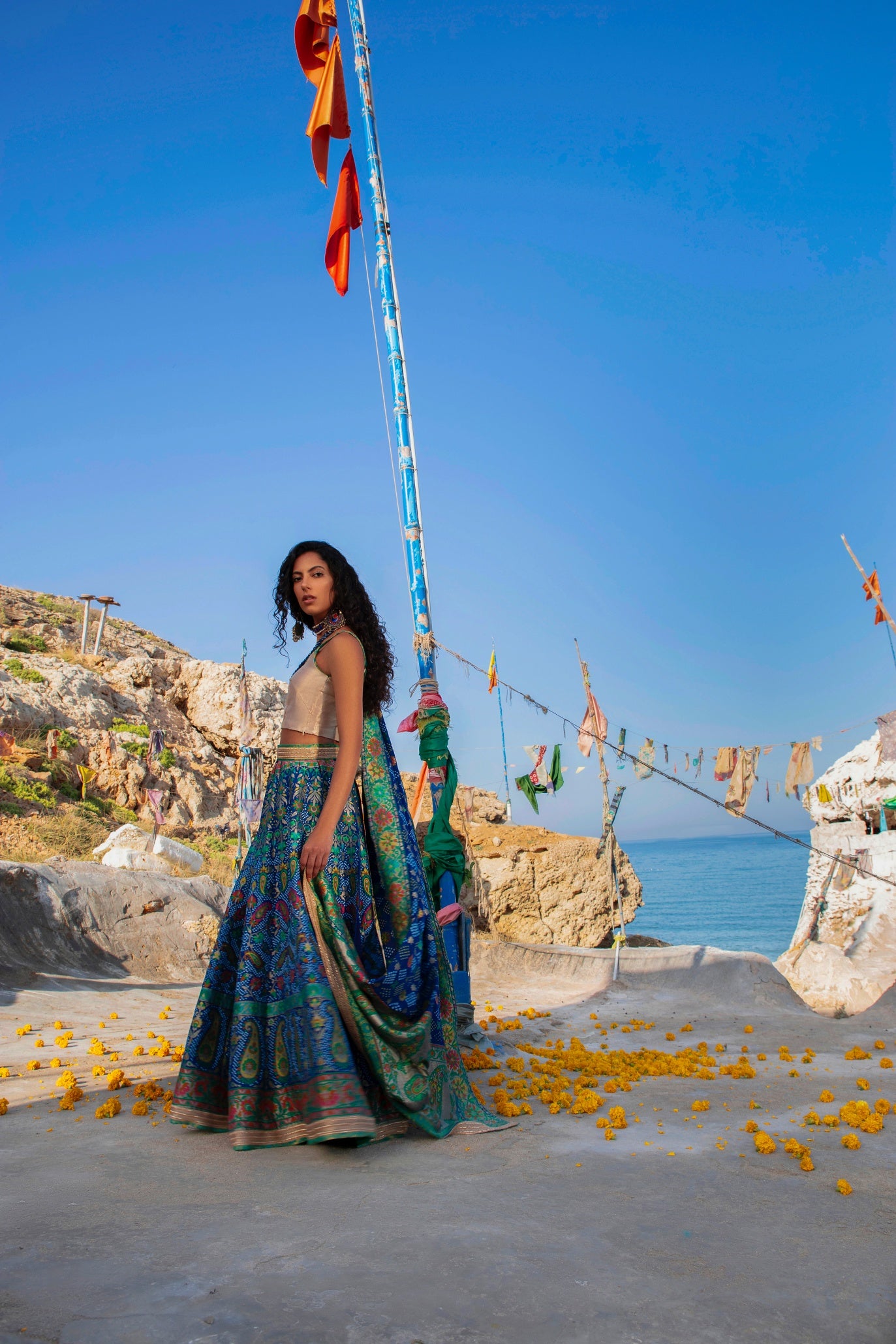 Aafrinish By Niazi Nimra Jacob Blue Lehnga Choli Banrasi Meenakari Mountain Gainda Phul Pakistan Fashion Beach