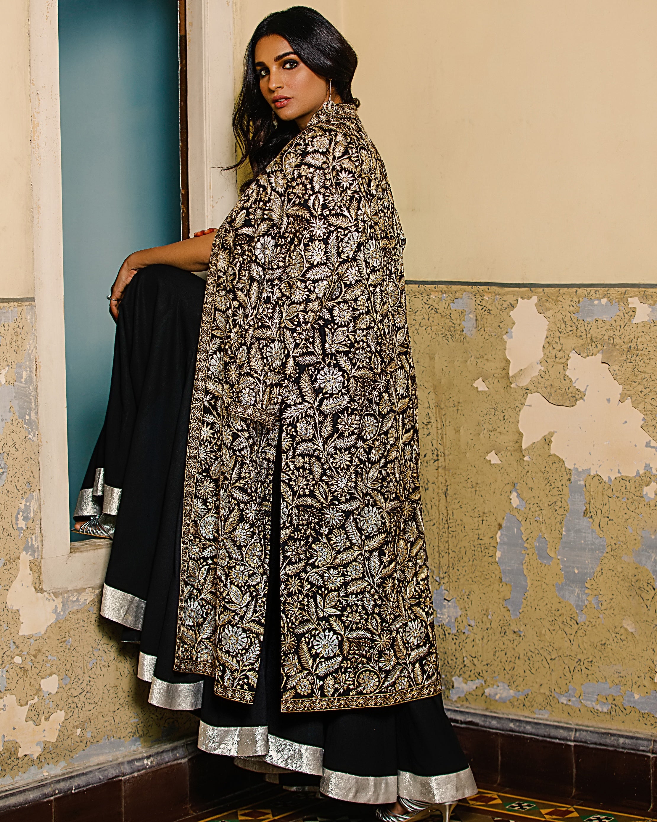 Burgundy Kashmiri Tilla Embroidered Kimono Jacket – Talking Threads